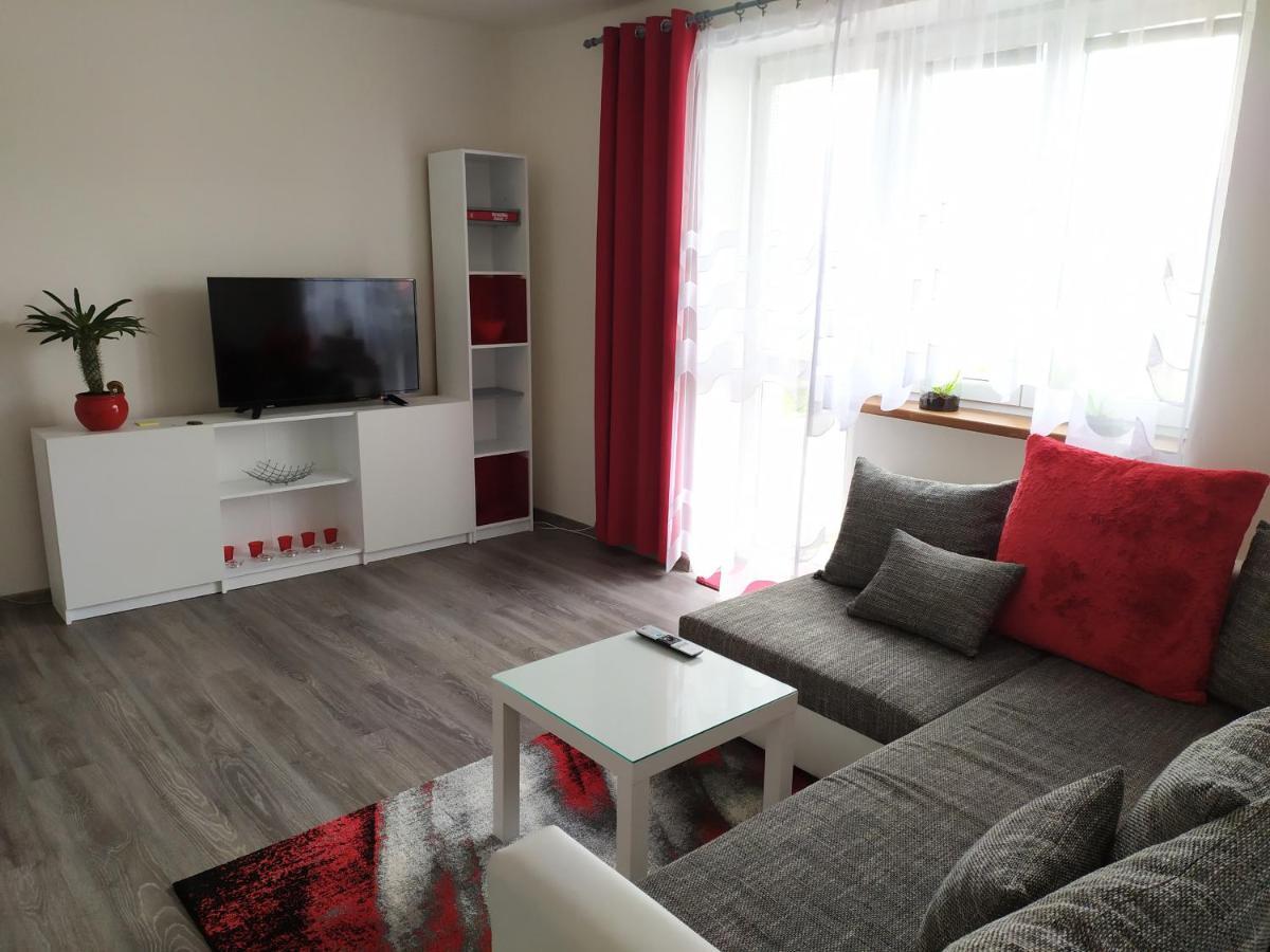Byt Puskinova Apartman Hradec Králové Kültér fotó